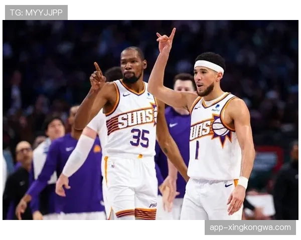 布克无球跑位显著提升得分效率 拉开与布拉德利的差距